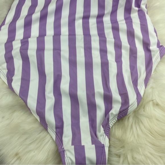 KONA SOL V-NECK OVER THE SHOULDER SWIMSUIT PURPLE AND WHITE SIZE 14W - Picture 8 of 10